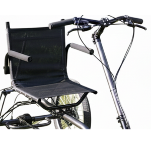 Adaptación de apoyabrazos para triciclo adaptado